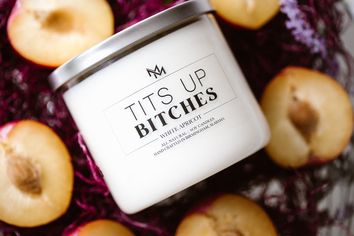 White Apricot Candle