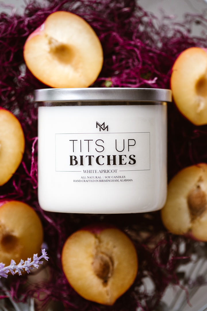 White Apricot Candle