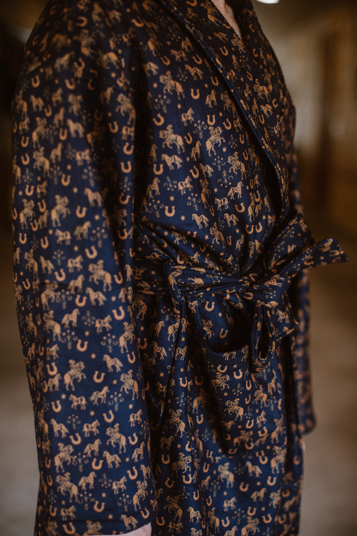 The Roundup Robe